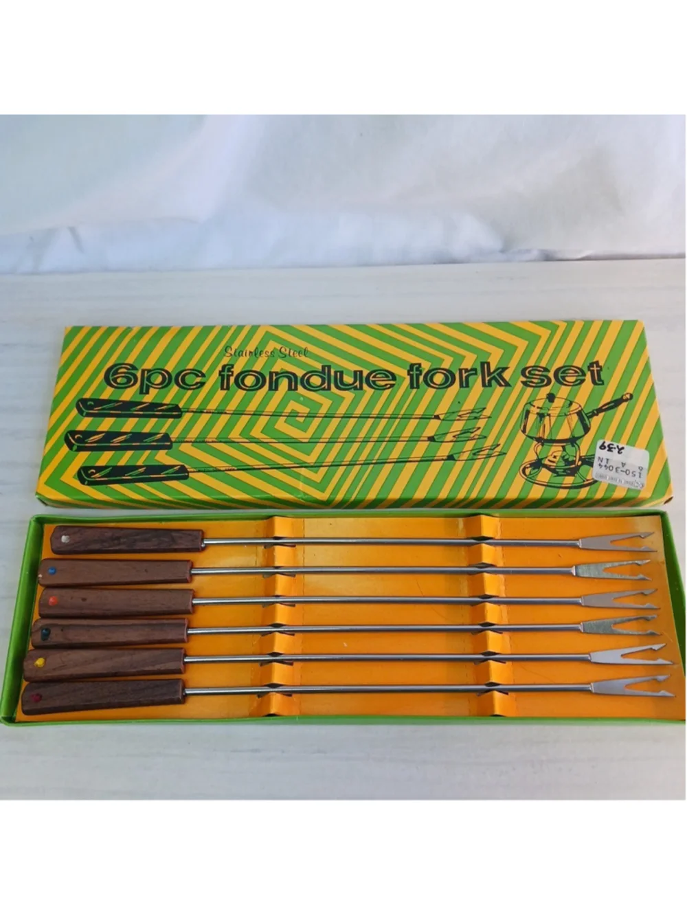 New Vintage 1970's w Box Stainless Steel w Wood Handles 6 Piece Fondue Fork Set